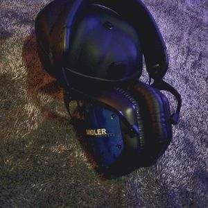 Vmode m100, master headphones